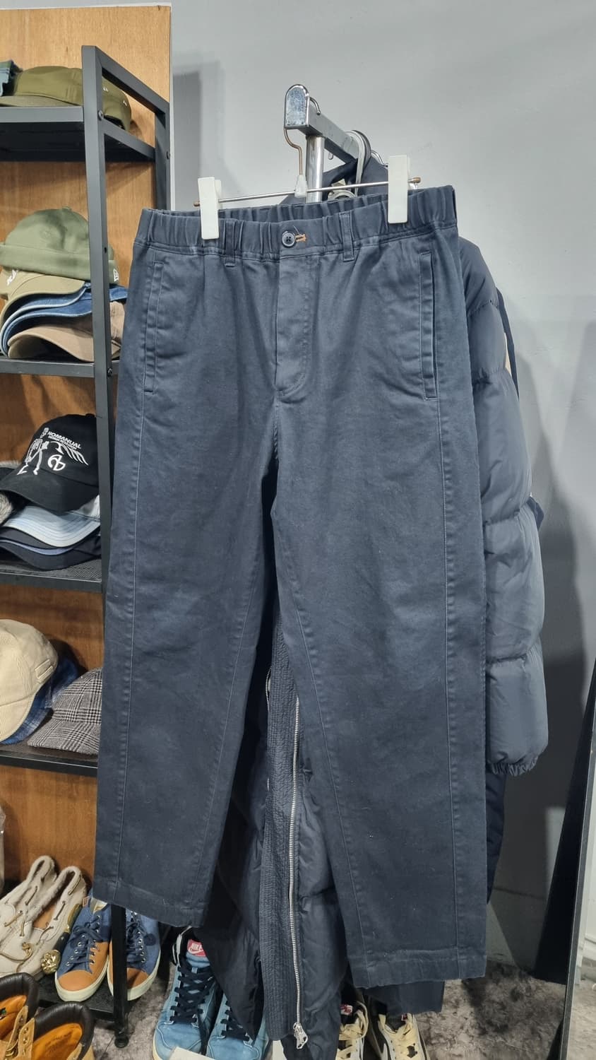 kolon)시리즈 트랙 피그먼트 배기 치노팬츠  32~33 상태좋아요~ 상품이미지1