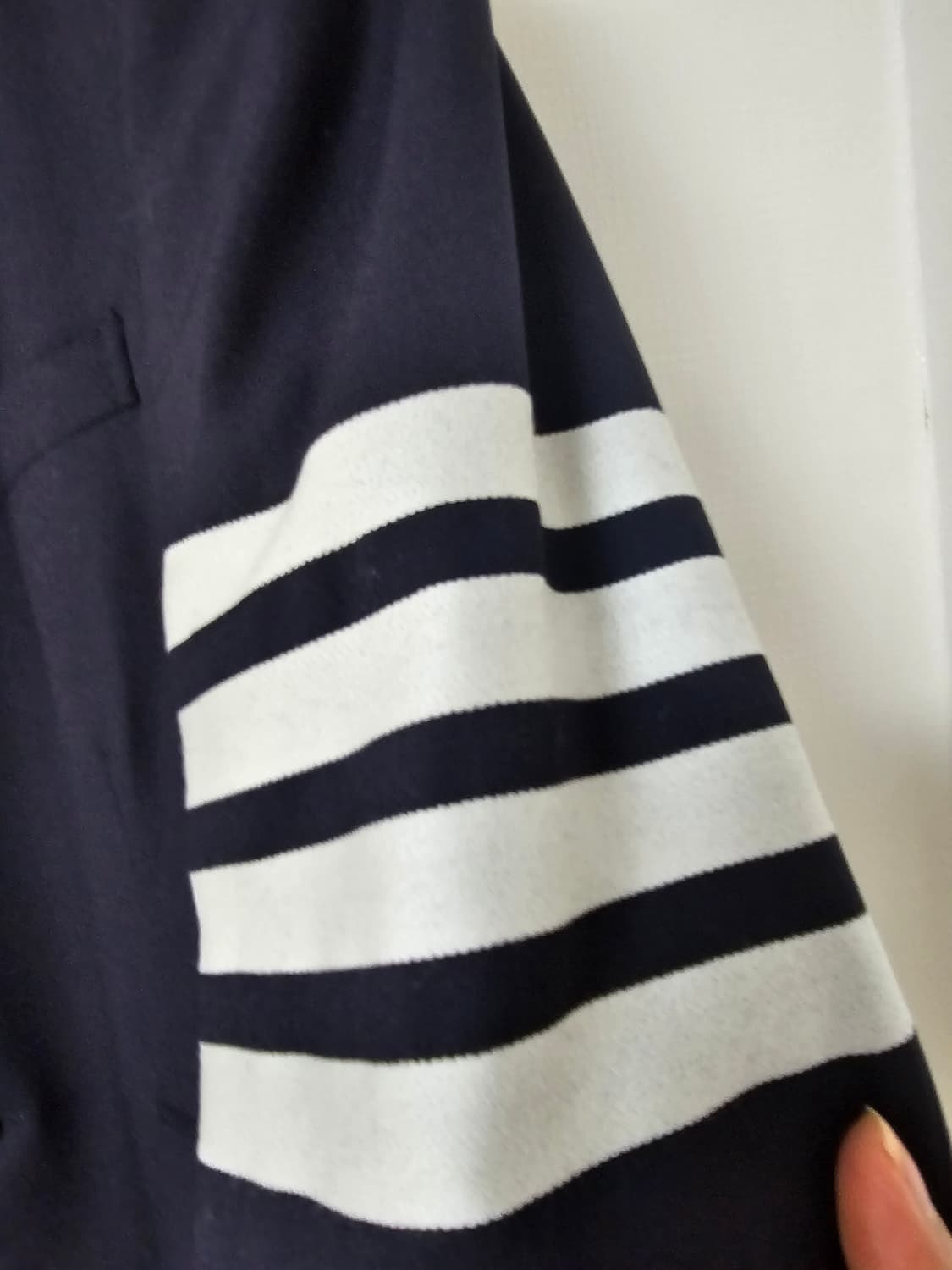 톰브라운 24fw 플레인위브 금장 울 자켓(2/정품/S급) 상품이미지3