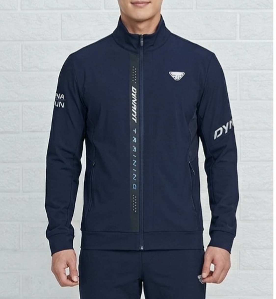 [105]다이나핏 스톰프리즈 집업 상품이미지1