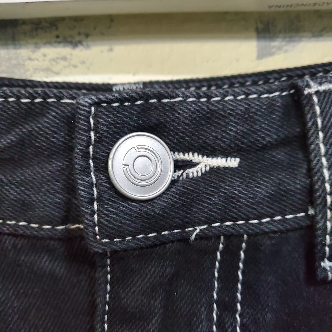 에잇세컨즈 여성 카고 흑청 데님 스커트  상품이미지3