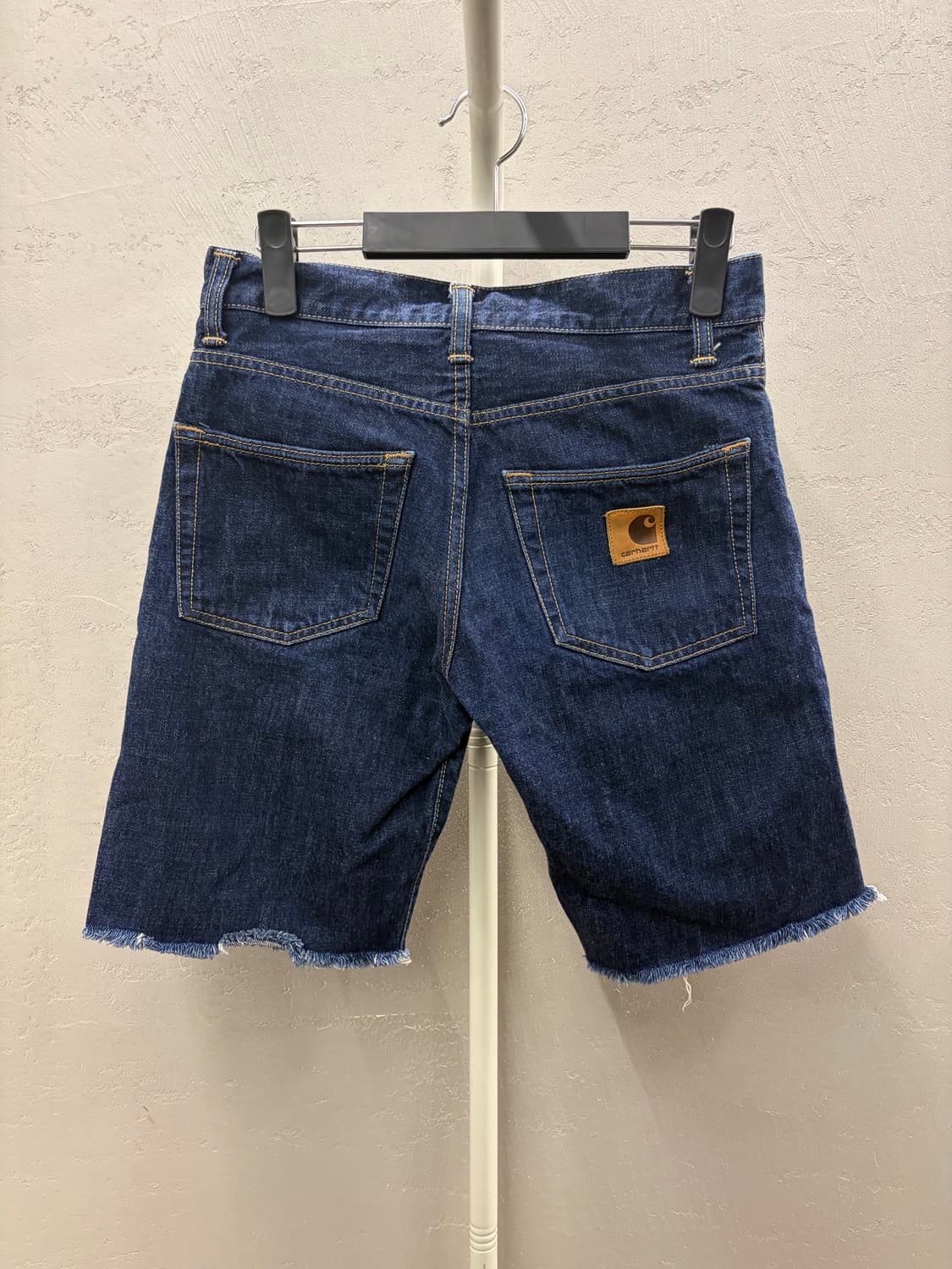 칼하트 데님 쇼츠 28 상품이미지6