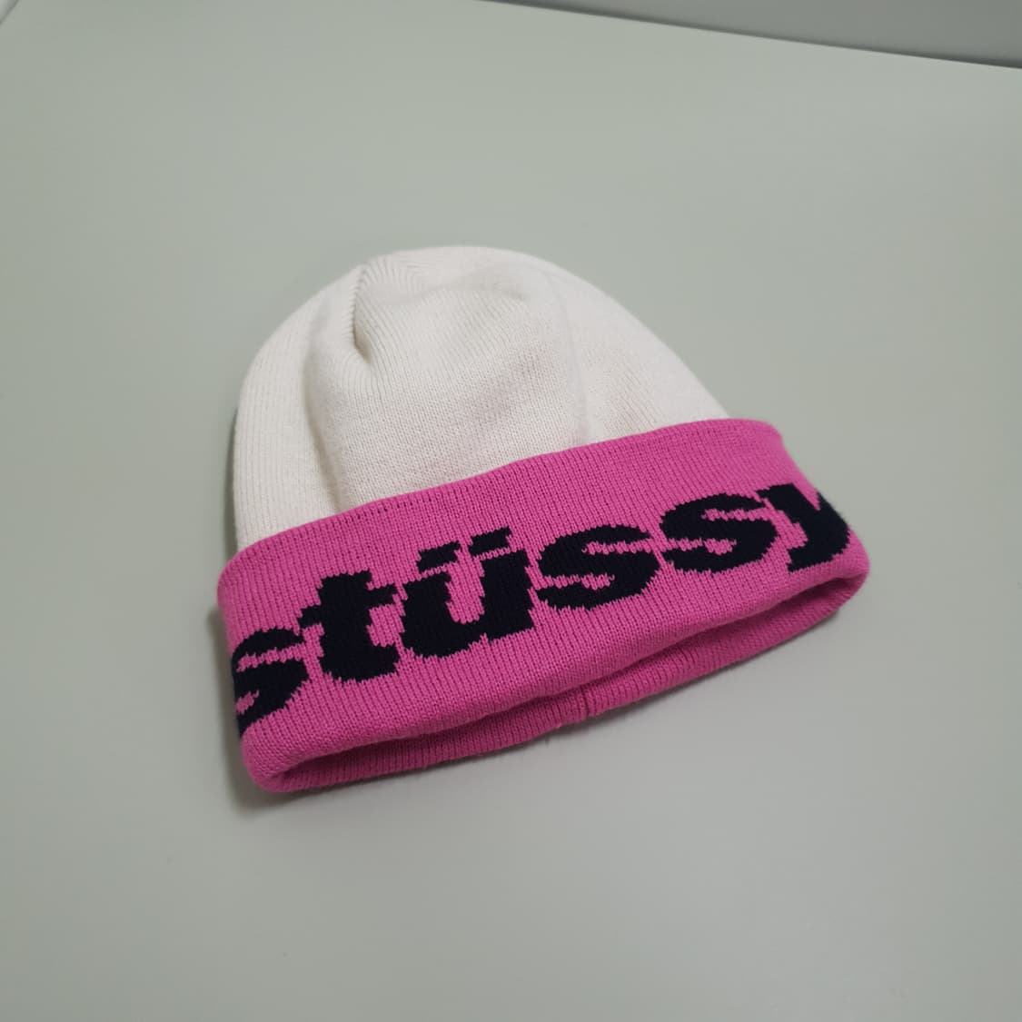 정품 OS) 스투시 헬베티카 자카드 비니 화이트 크림 보증 상품이미지1