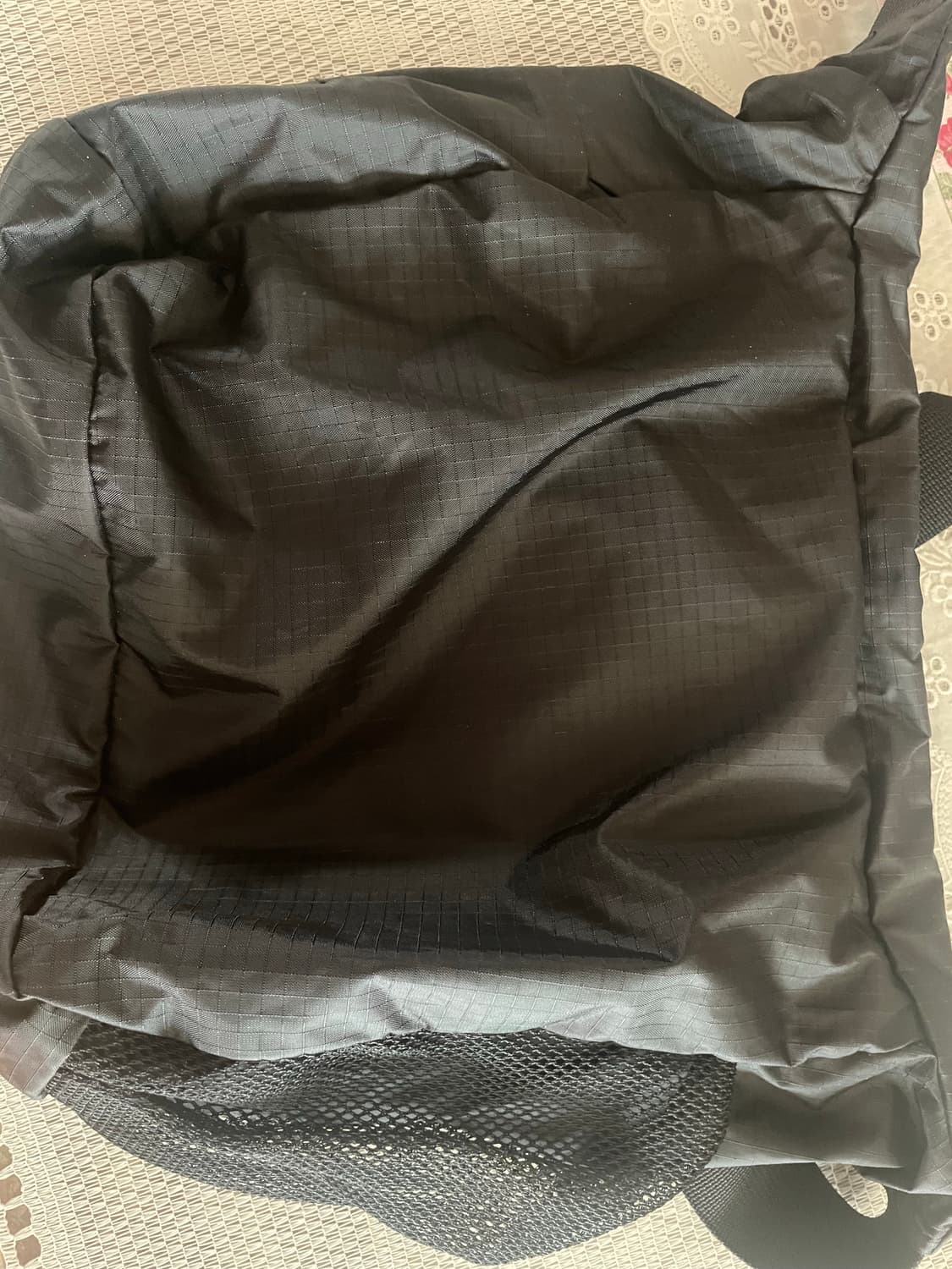 몽벨 포케터블 라이트 숄더백 스몰 블랙 상품이미지3