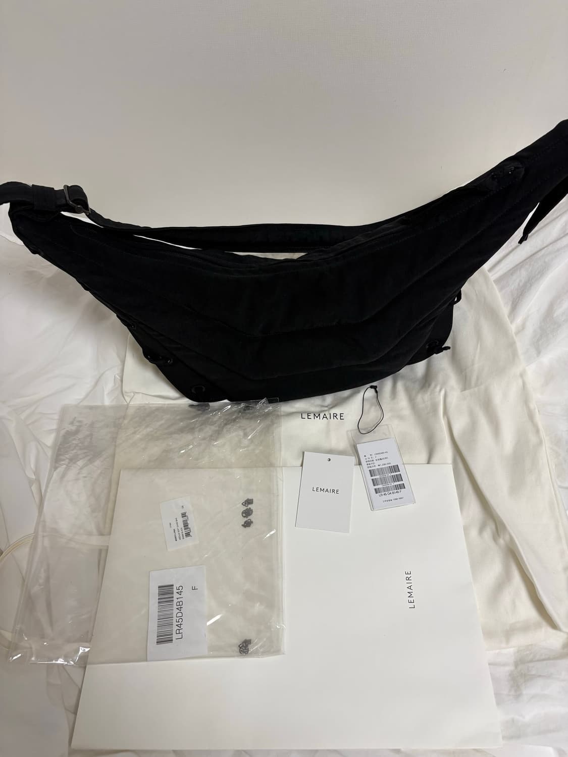 르메르 소프트 게임백 블랙 미디움 상품이미지1