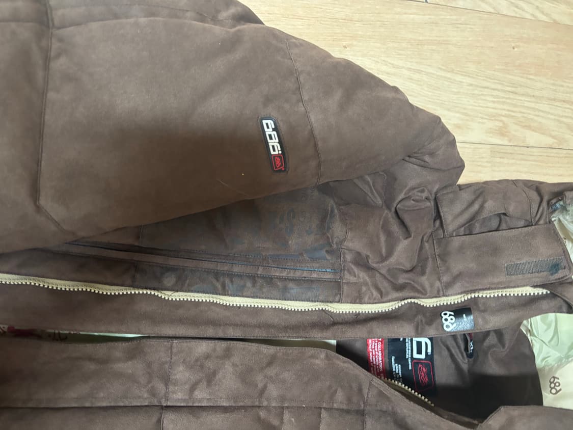 686 브라운 보드복 (패딩) 입니당! 상품이미지10