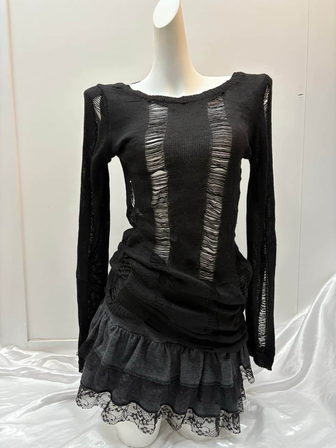 데미지 니트 상품이미지1