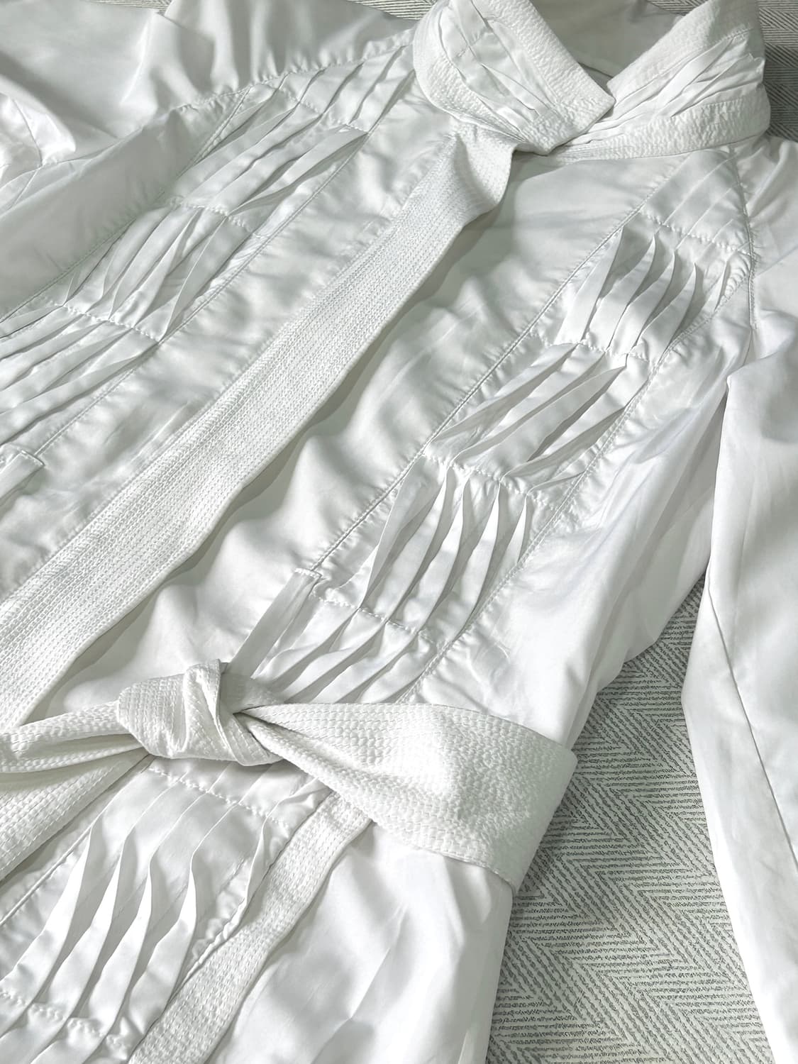 아이그너 Aigner 화이트 바람막이 벨티드 자켓  상품이미지10