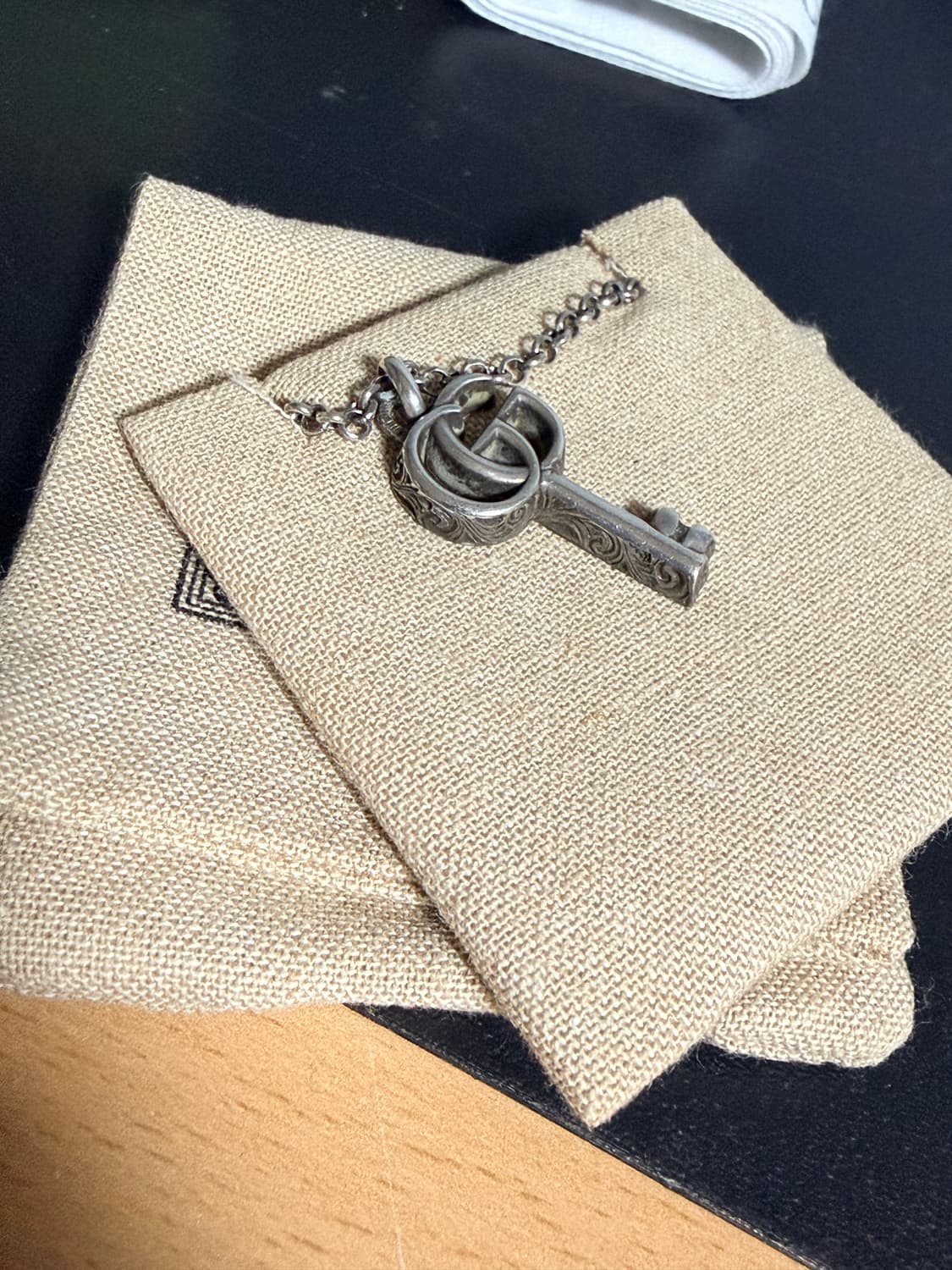 구찌 GG 마몽 키 펜던트 목걸이 상품이미지5