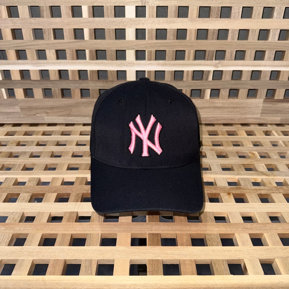 mlb 뉴욕 양키스 핑크로고 캡 상품이미지2