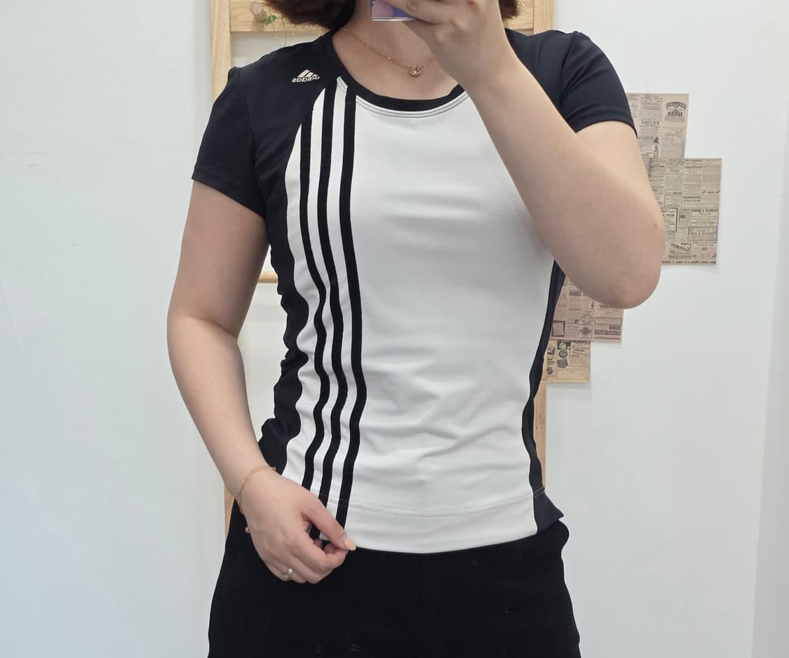 [프립]90/딱붙핏 아디다스 삼선 반팔 티셔츠 블랙 화이트 상품이미지2