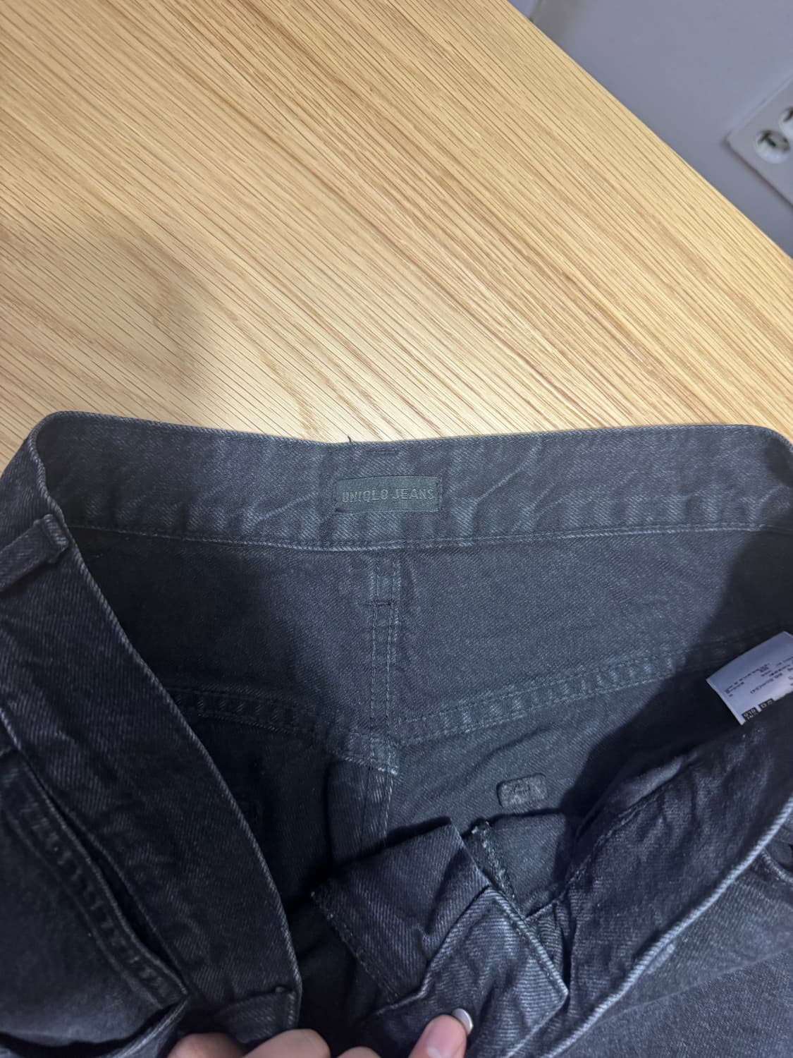 유니클로 블랙 데님팬츠 34 상품이미지2