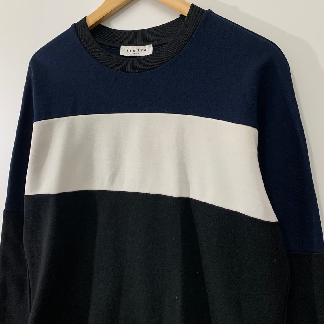 산드로 배색 롱슬리브 맨투맨 상품이미지2