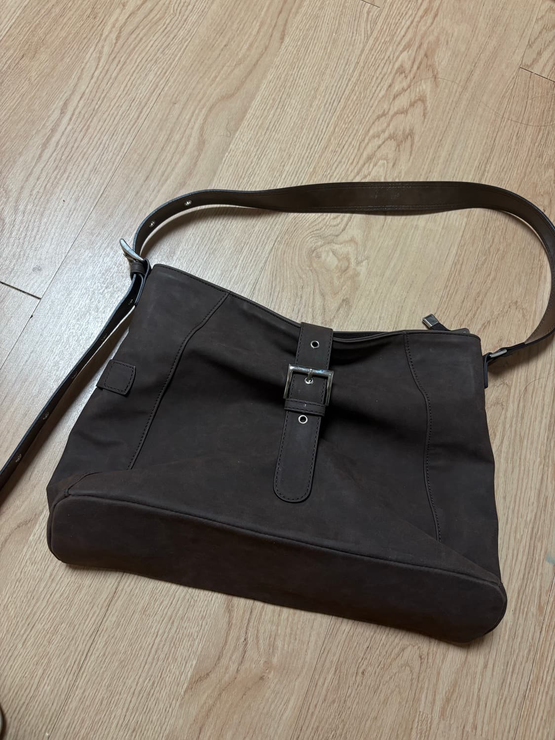 스퀘어라인 차밍 charming 숄더백 스웨이드 브라운 상품이미지4