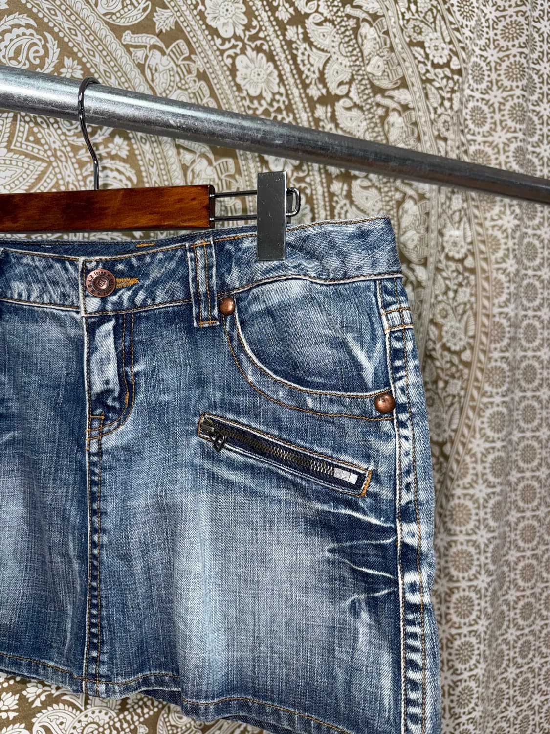 Ugiz 지퍼 디테일 데님 미니스커트 상품이미지4