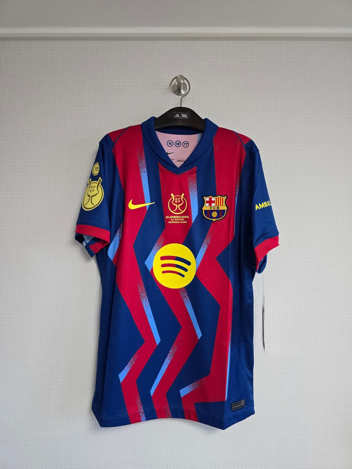 25-26 바르셀로나 홈 유니폼  상품이미지3