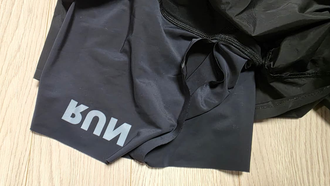 새티스파이 siatisfy  8인치 테크실크 반바지  상품이미지4