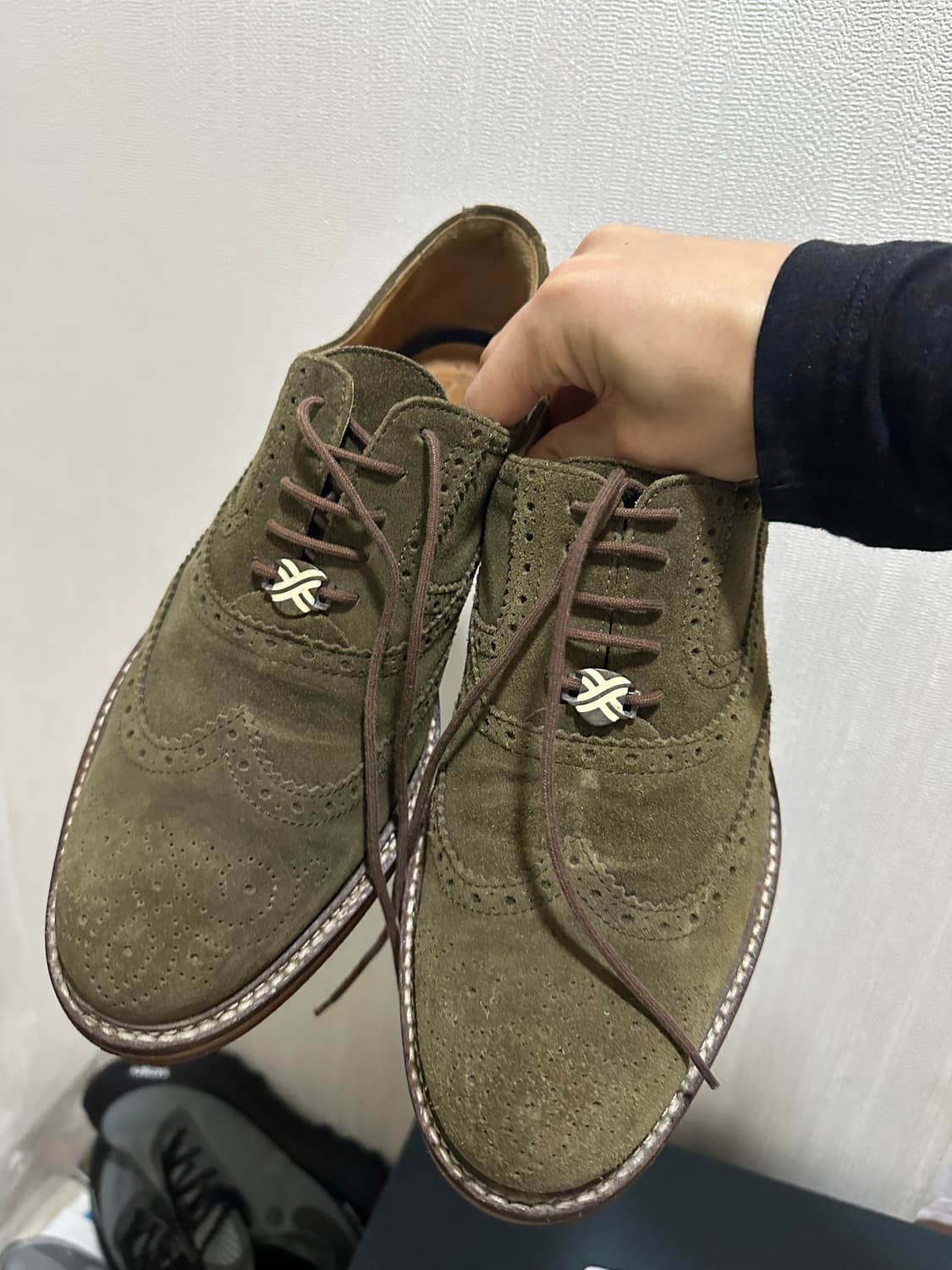 260) 이태리 브리마트 스웨이드 윙팁 구두 올리브 팝니다 상품이미지1