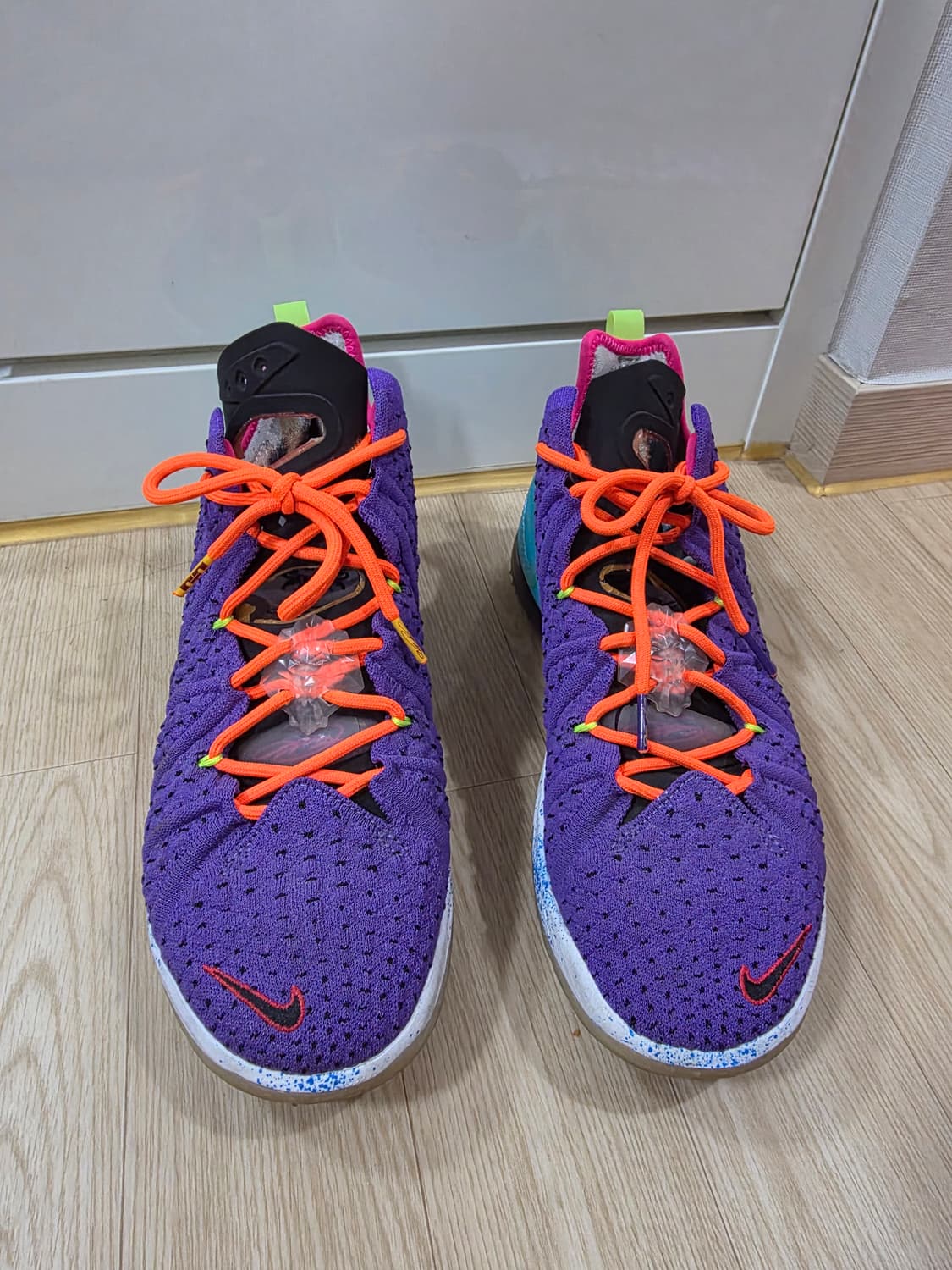 나이키 르브론 18 싸이킥 퍼플 275 상품이미지2