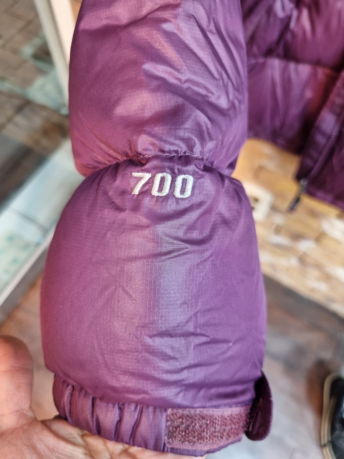 노스페이스700 눕시패딩 xs 상품이미지3