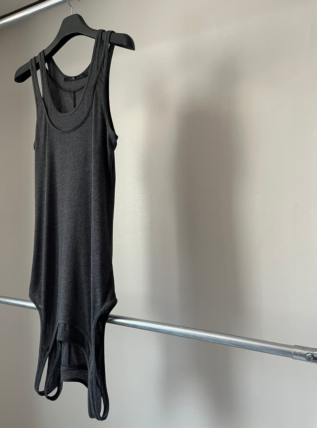 NO ID. Suspend Double Layer Tank Top 상품이미지3