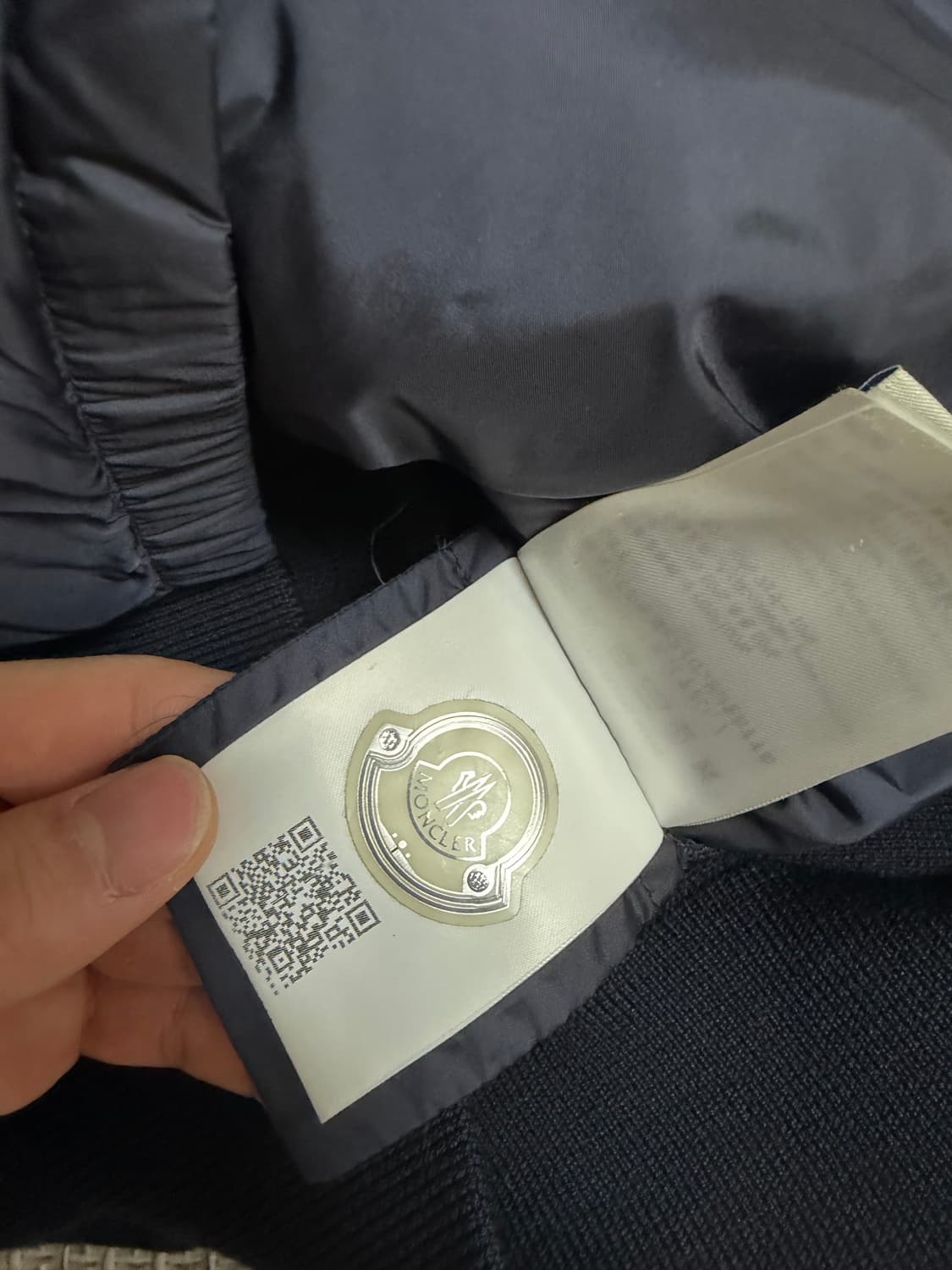 S급상태 정품 몽클레어 김현우 니트패딩 M 상품이미지5