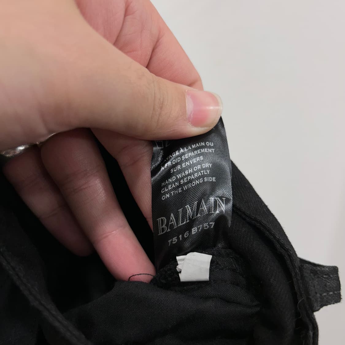 발망 슬림핏 왁스코팅 절개 바이커팬츠 상품이미지4