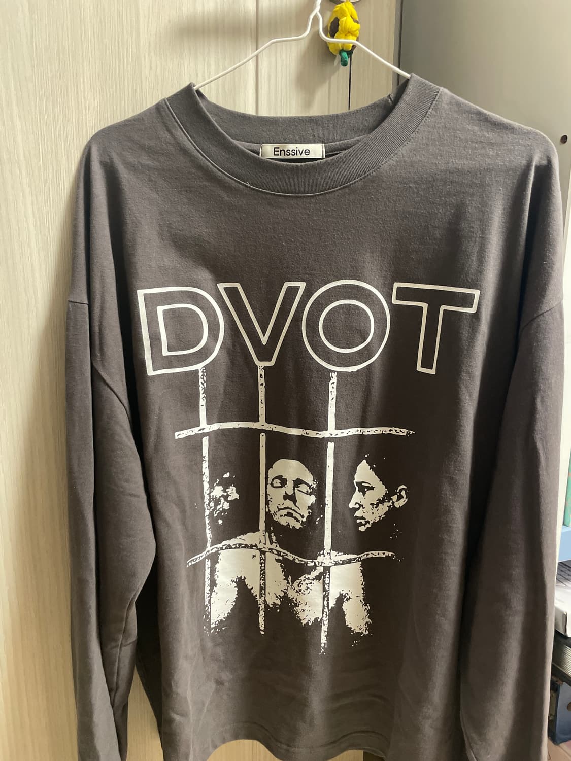 엔시브 크롭 롱슬리브 상품이미지1