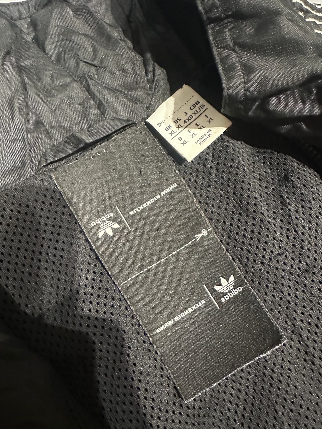 알렉산더왕 X 아디다스 쭈글이 반집업 트랙탑 상품이미지3