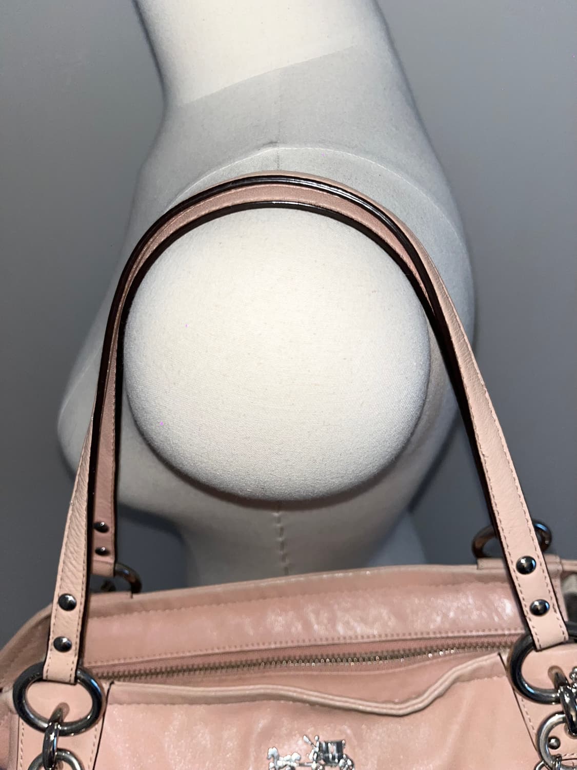 📦Coach babypink shoulder bag 상품이미지4