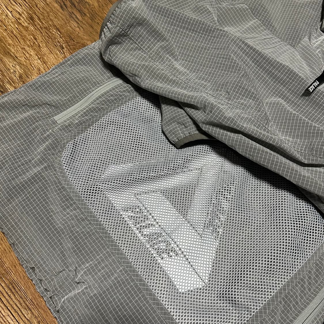 [L] 팔라스 메쉬 쉘 자켓 그레이 상품이미지3