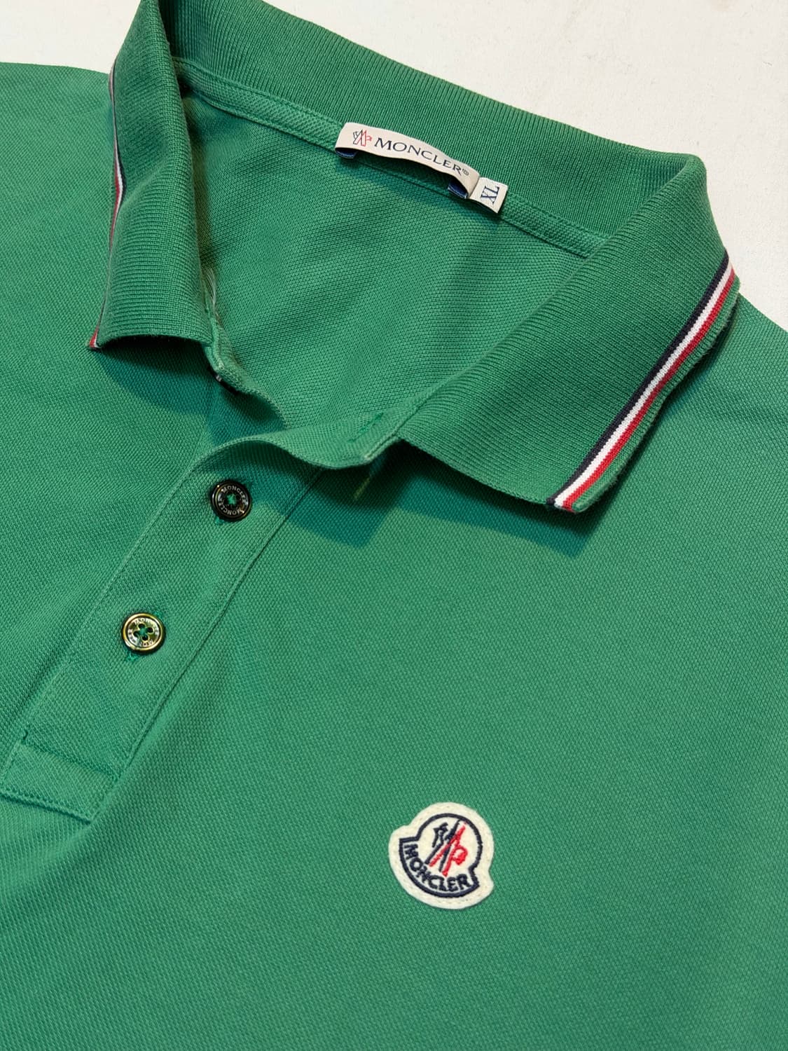 몽클레어 와펜 반팔 pk 카라티 그린 상품이미지2