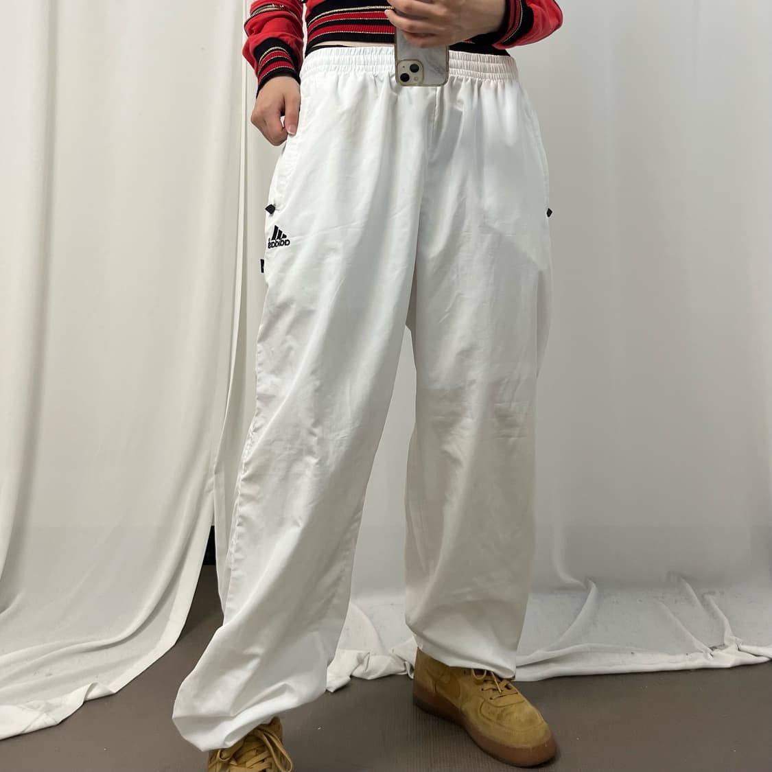 Adidas white woven pants 상품이미지1