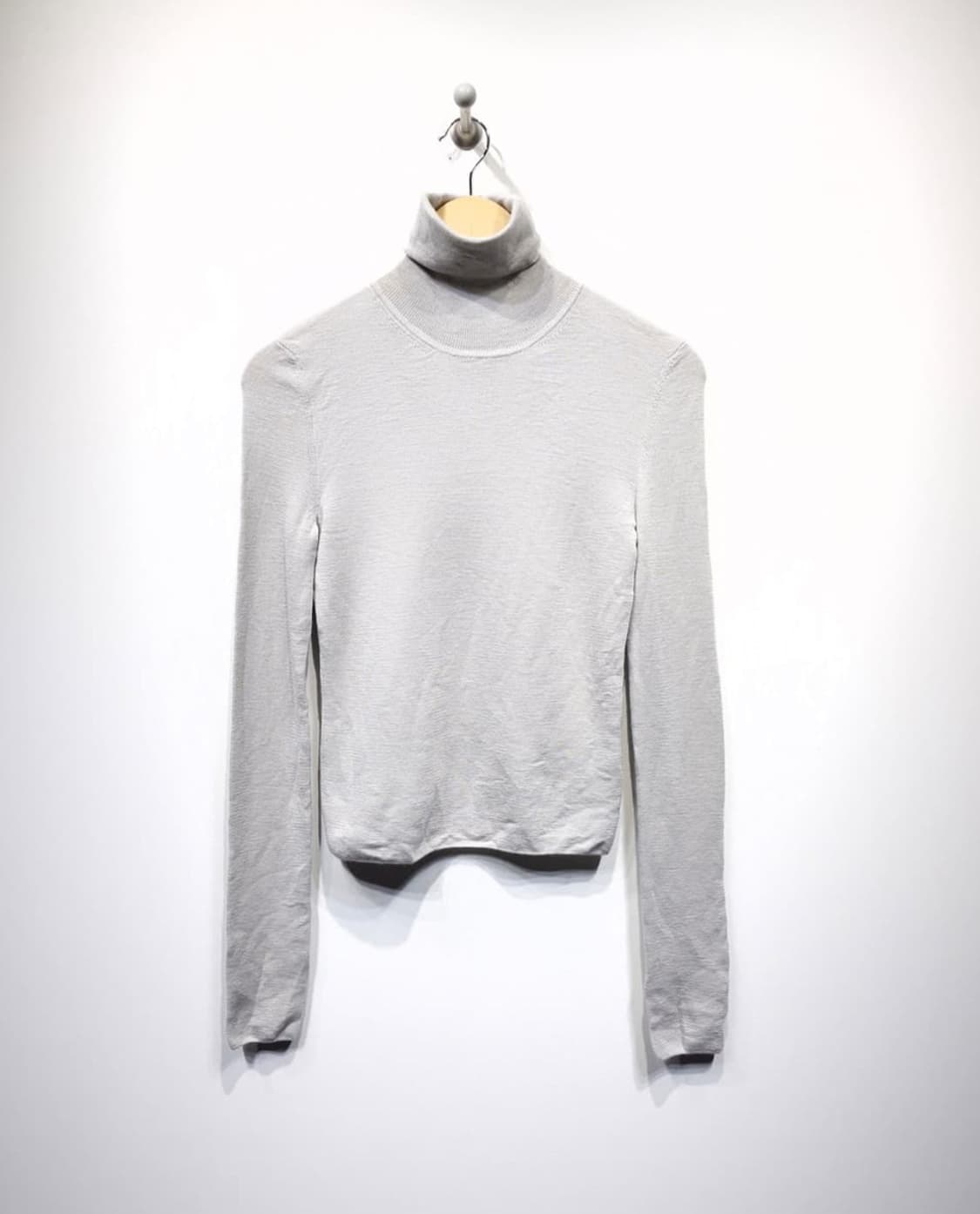 레디투웨어 R2W 캐시미어 터틀넥 니트 상품이미지1