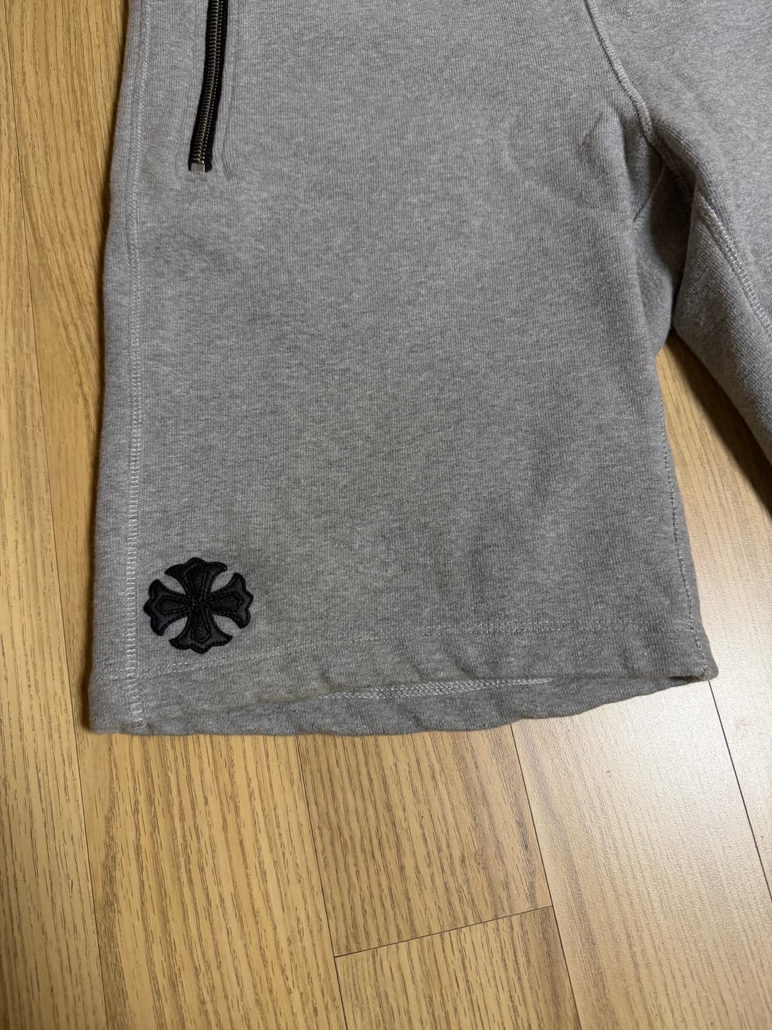 (L) 크롬하츠 스크롤 로고 스웻 쇼츠 반바지 그레이 상품이미지3