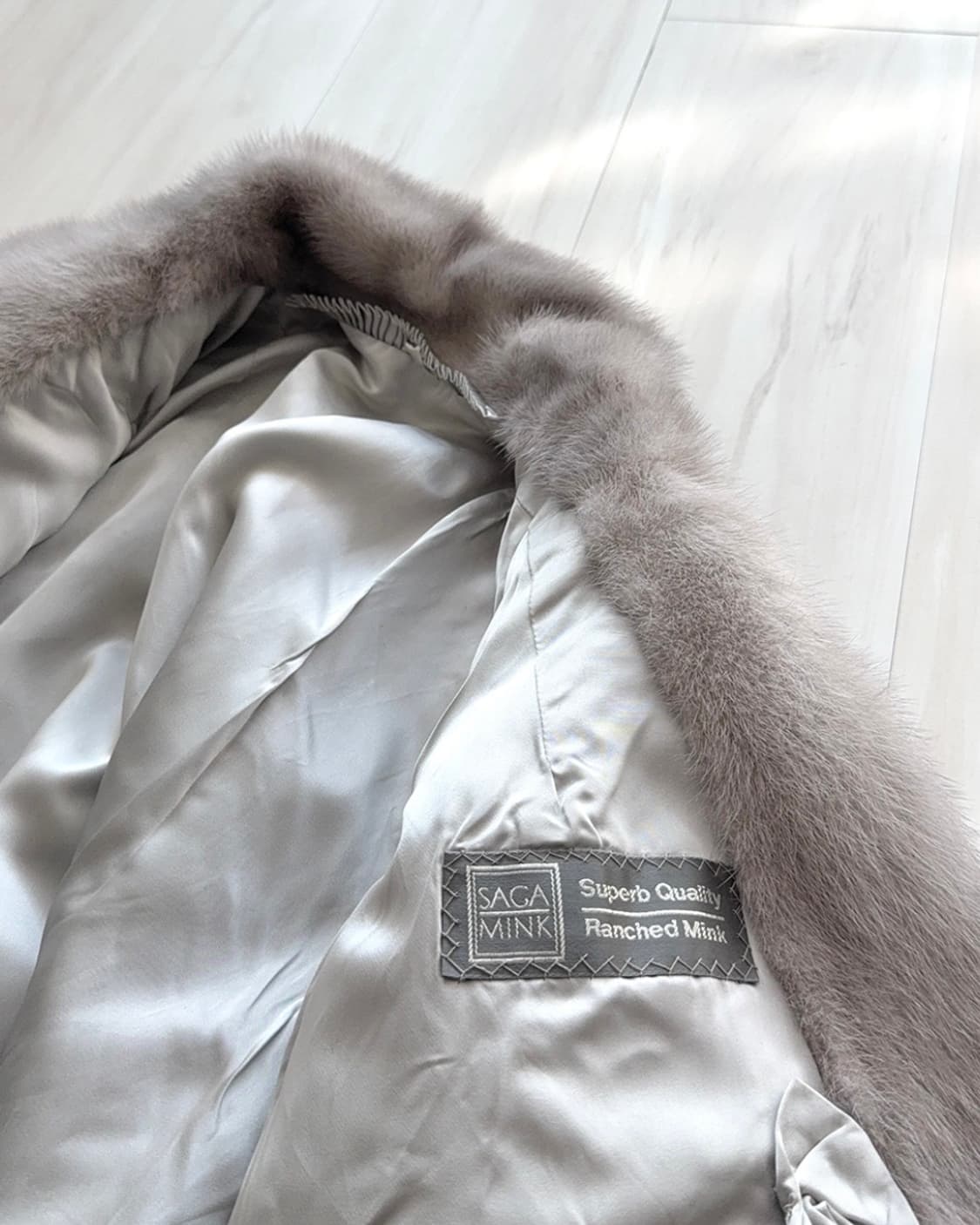 Saga fox mute sapphire mink fur jacket 상품이미지9