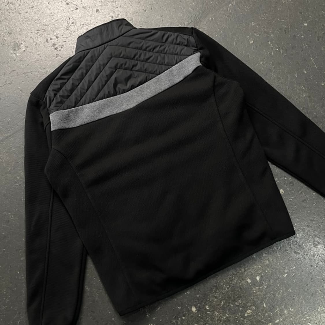 100 헤지스 골프 하이브리드 패딩  상품이미지5