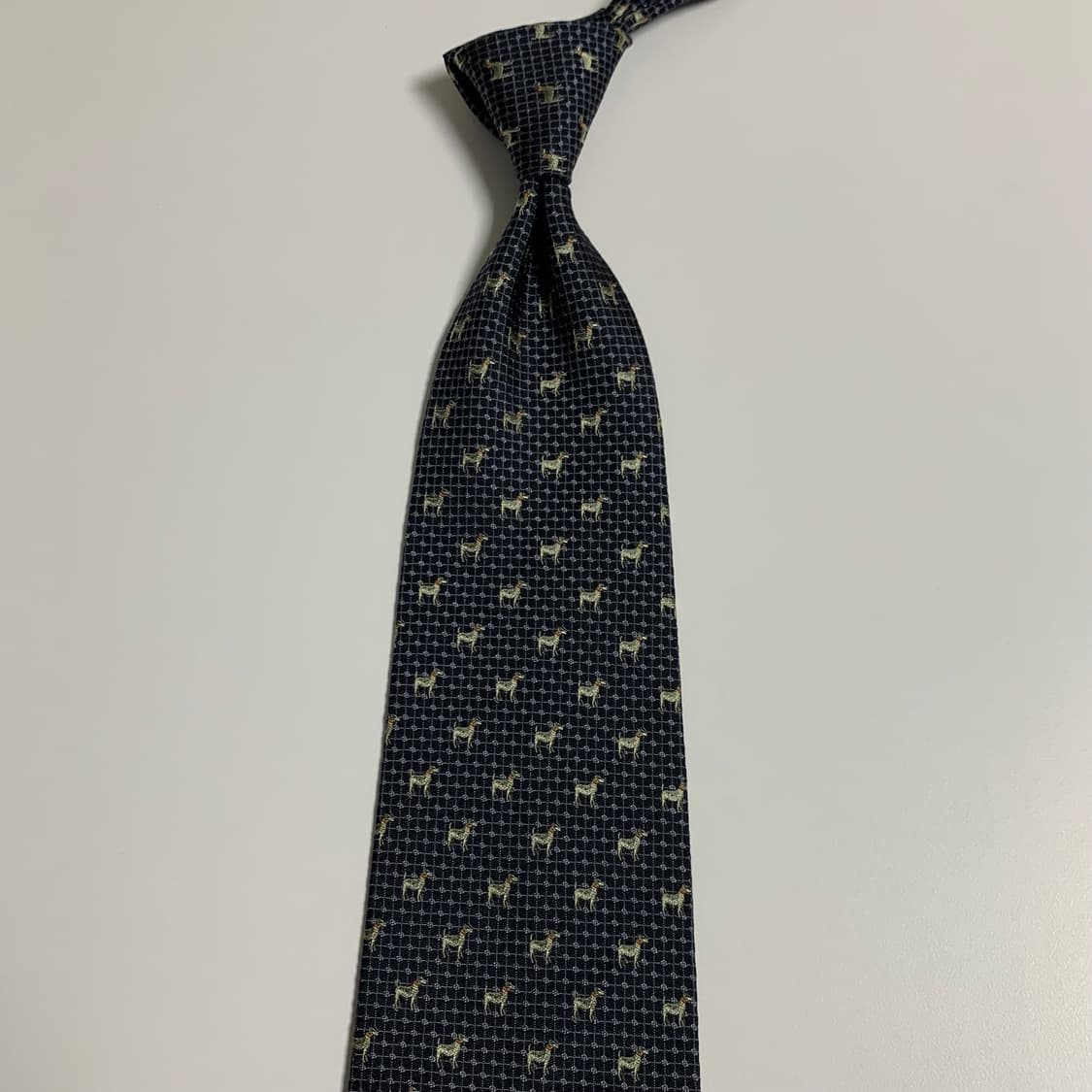 버버리(BURBERRY) 명품 도그패치 클래식넥타이 100실크 A+등급 상품이미지8