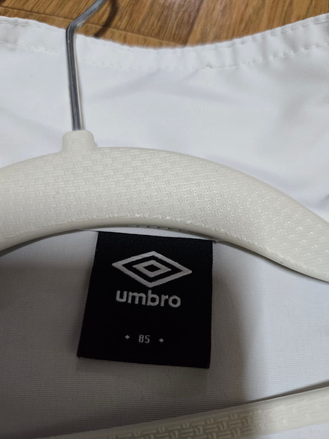 엄브로 여성 바람막이  아노락 상품이미지9