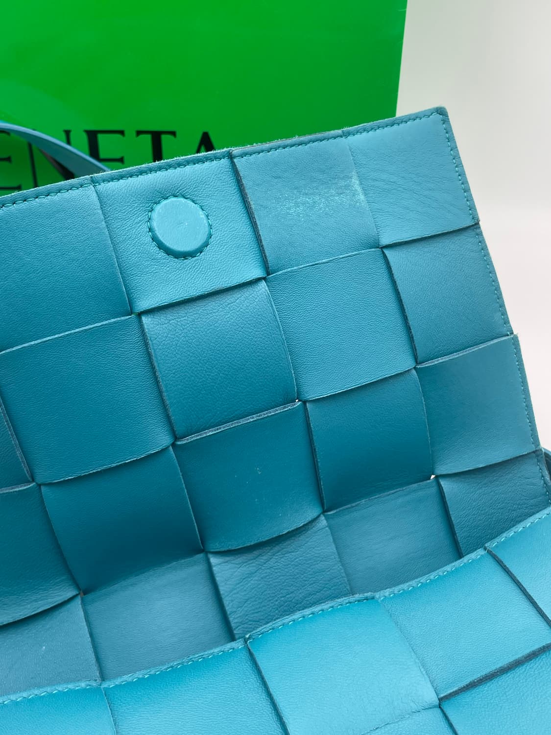 [ 정품 ] 보테가베네타 램스킨 카세트백 크로스백 블루그린 상품이미지4