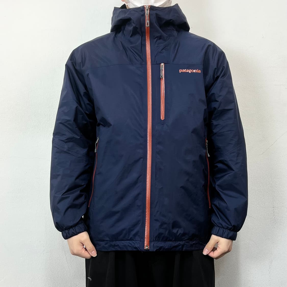 파타고니아 인슐레이티드 토렌쉘 후드 자켓 상품이미지2