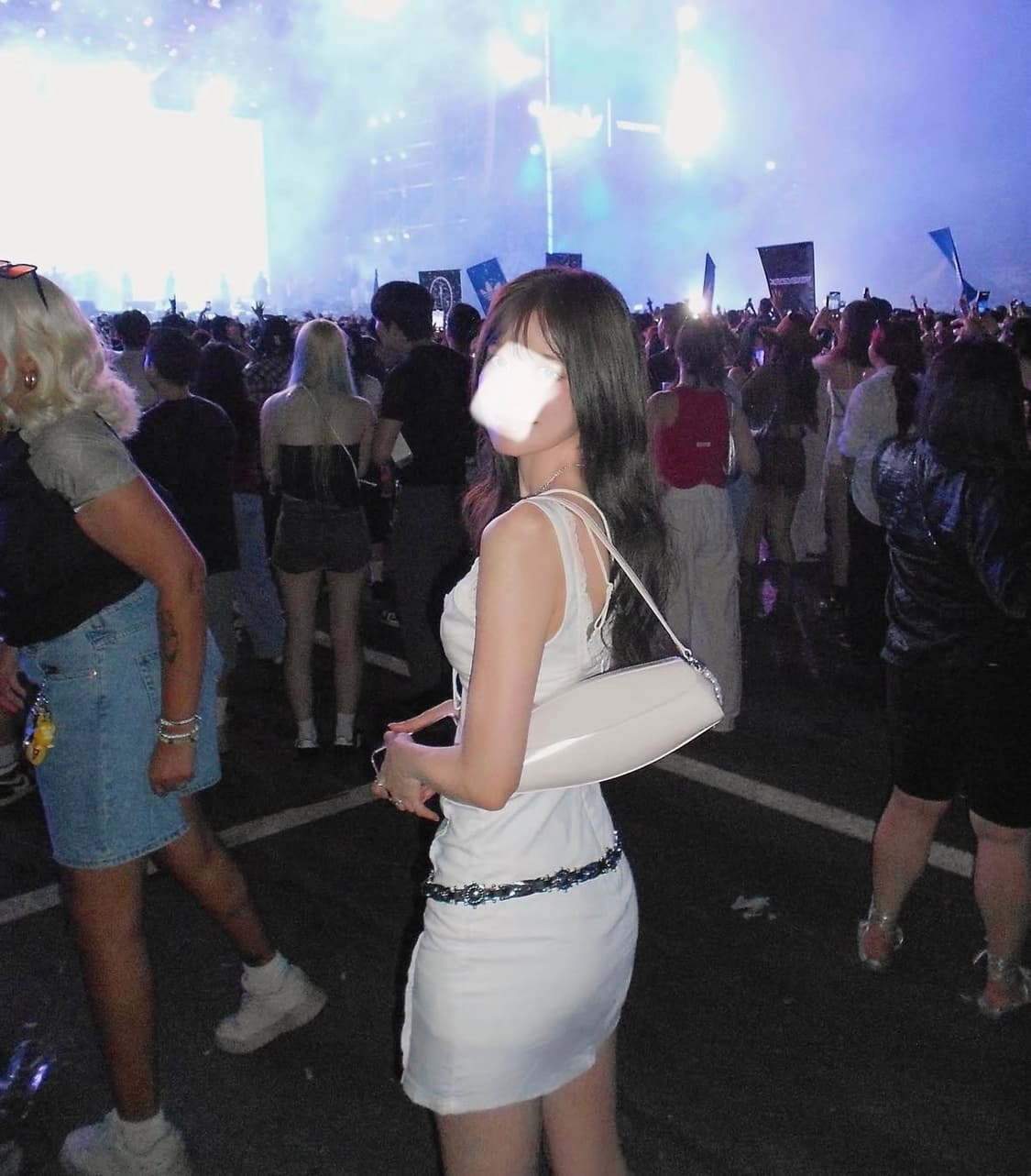 cotessi)아몬드 글로시 소프트 핑크 숄더백(새상품,품절상품) 상품이미지6