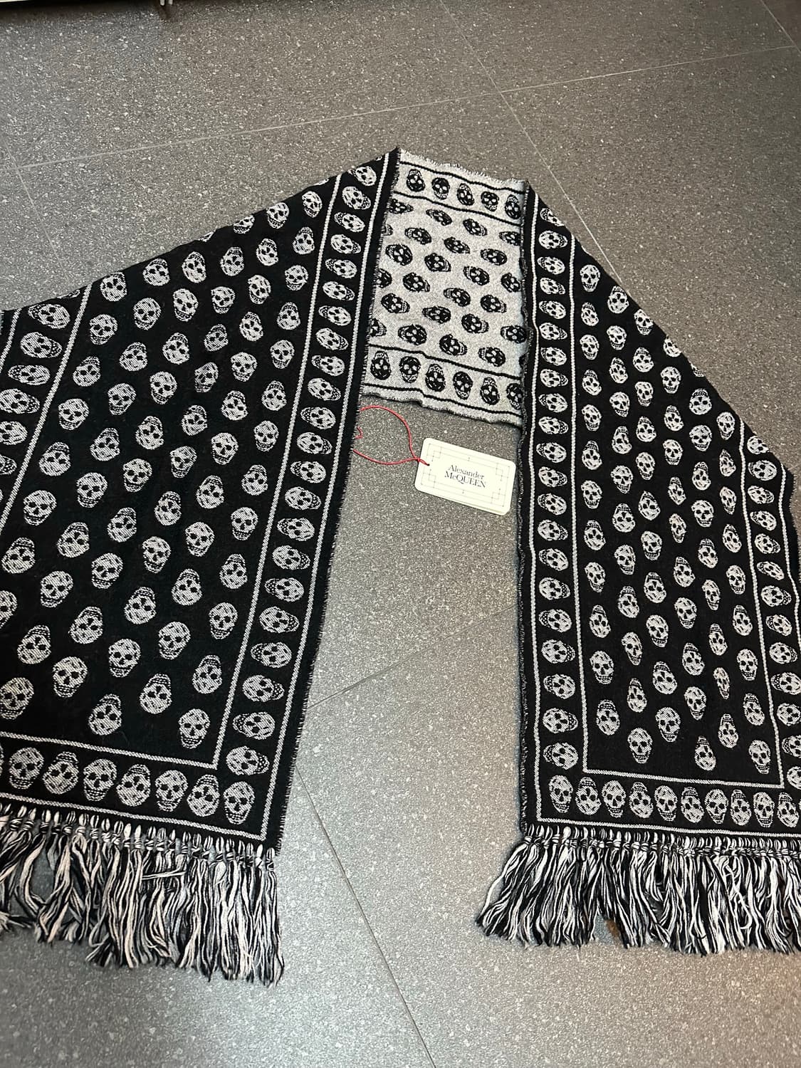 알렉산더맥퀸 머플러 상품이미지2