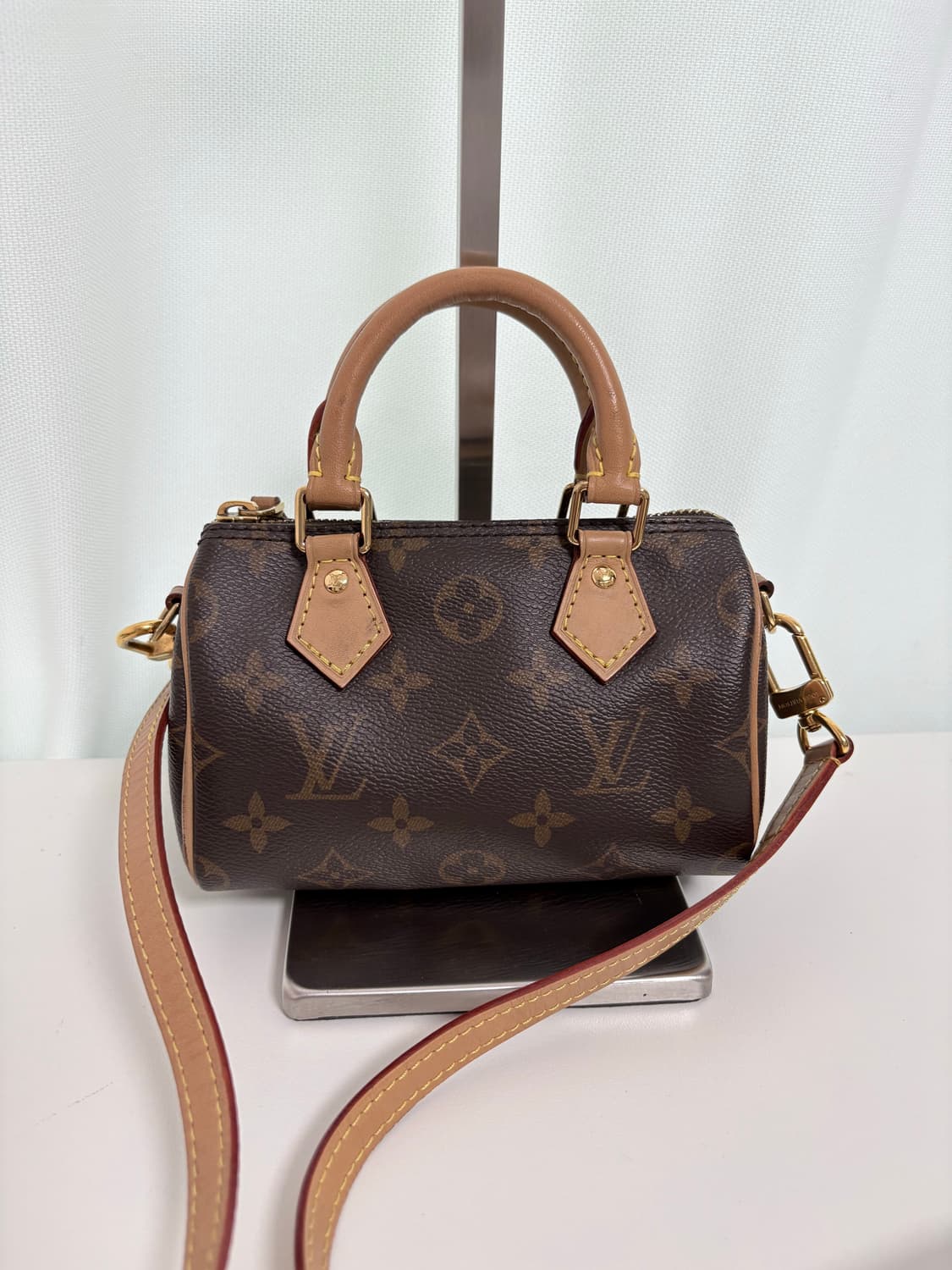 루이비통 나노스피디 크로스백 상품이미지1