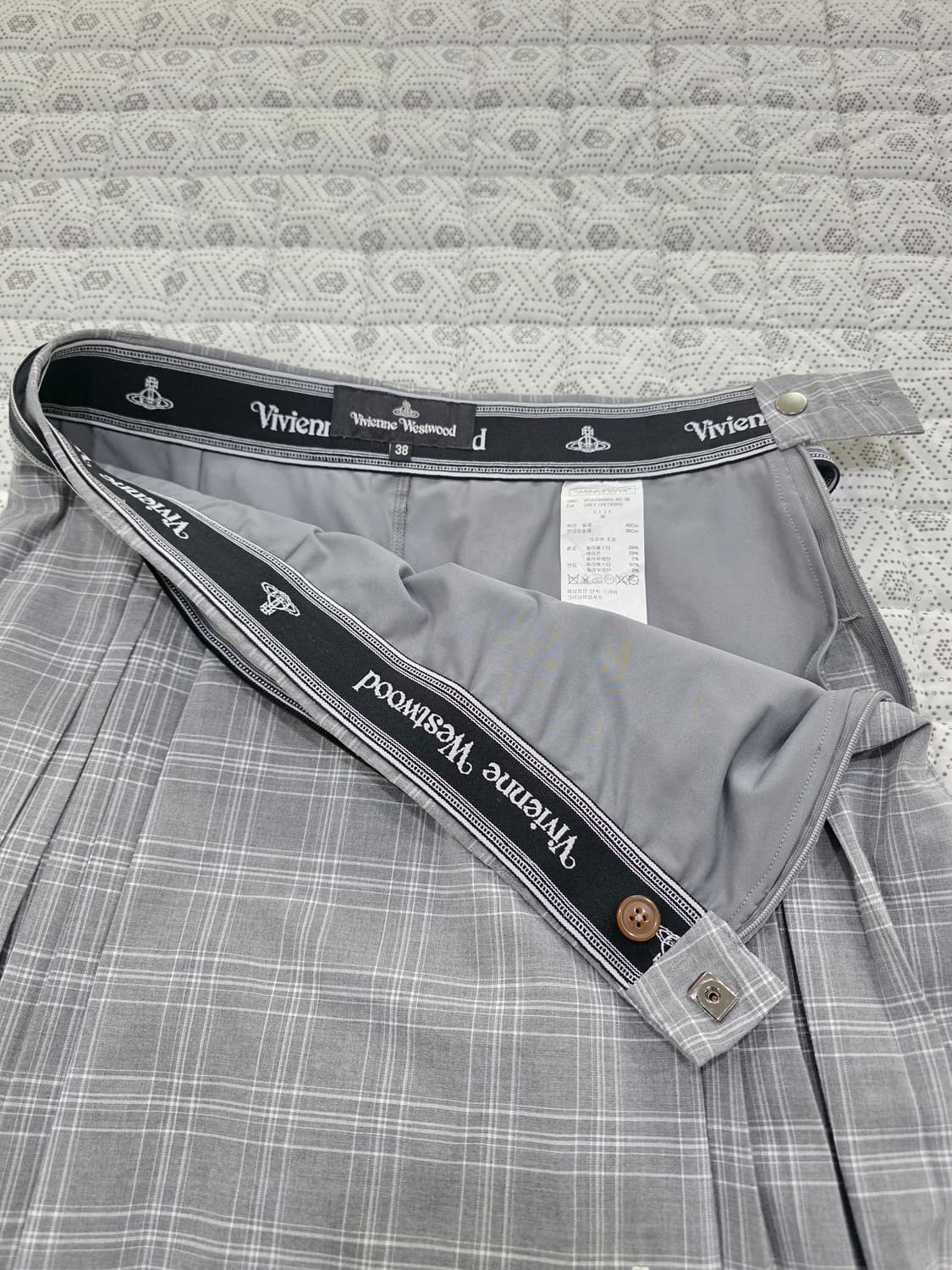 비비안웨스트우드 FW2025 체크 플리츠 스커트 28.5 상품이미지8