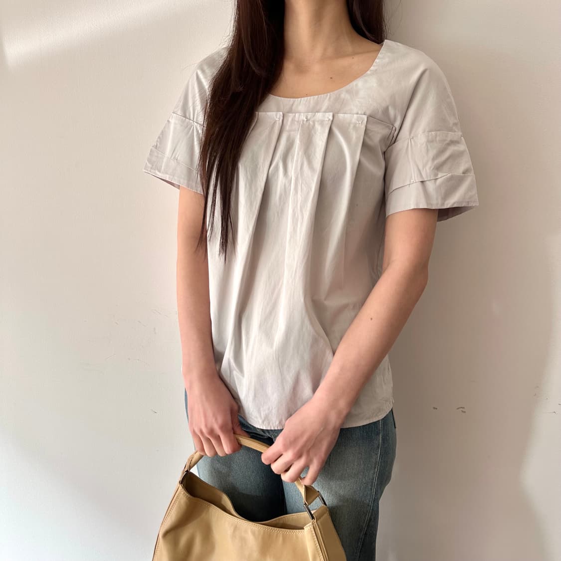 미우미우 miu miu 반팔 디테일 블라우스 상품이미지2