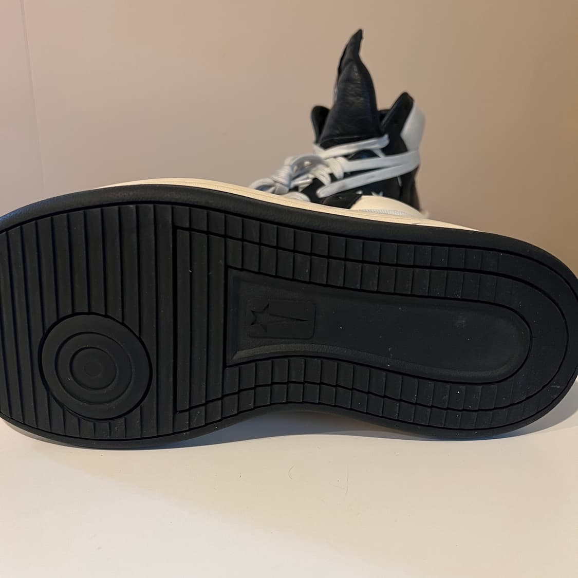 컨버스 x 릭 오웬스 다크쉐도우 터보웨폰 상품이미지9