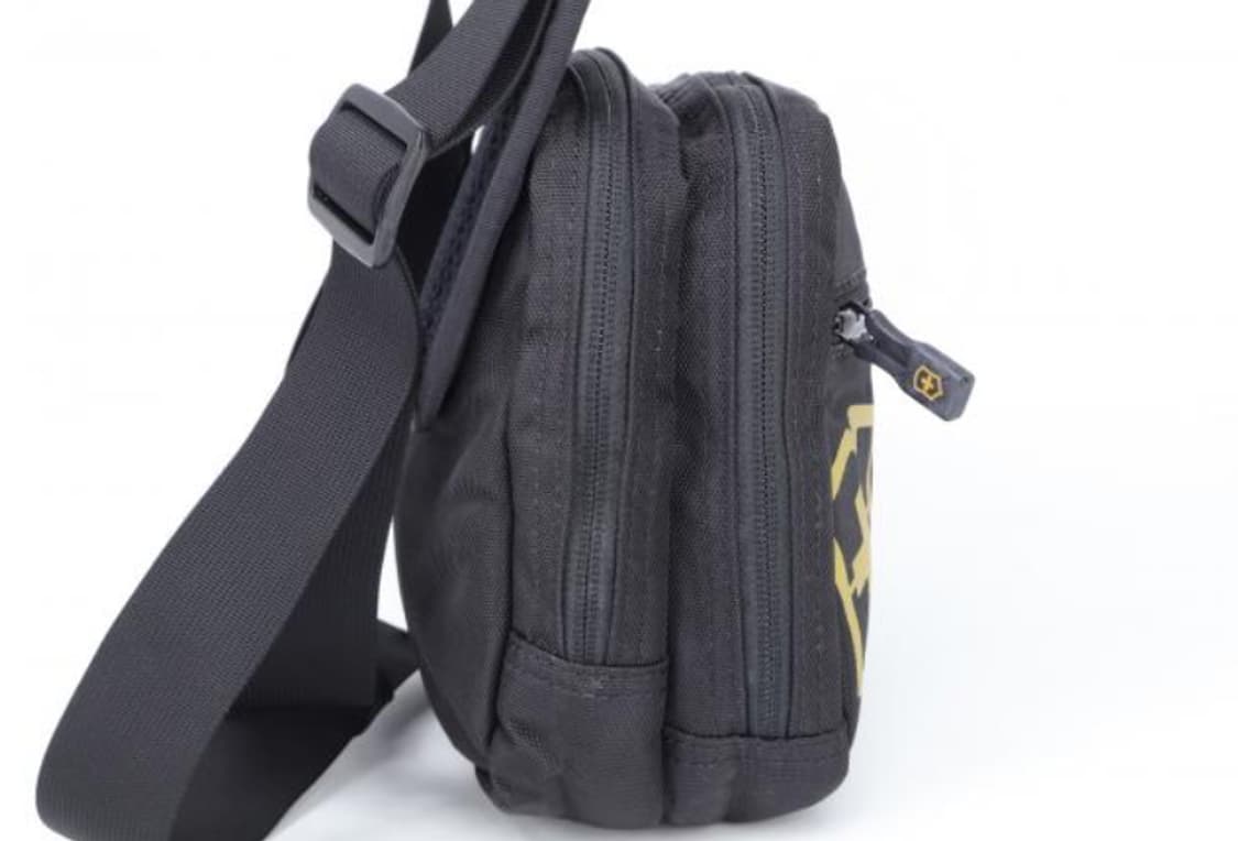 빅토리녹스 숄더백 상품이미지2