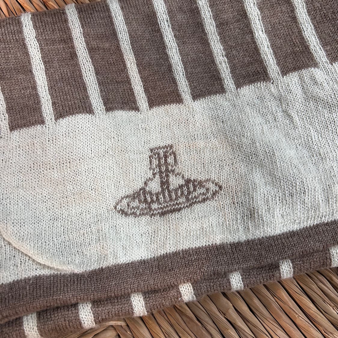 Vivienne Westwood Stripe Knit Muffler 상품이미지1