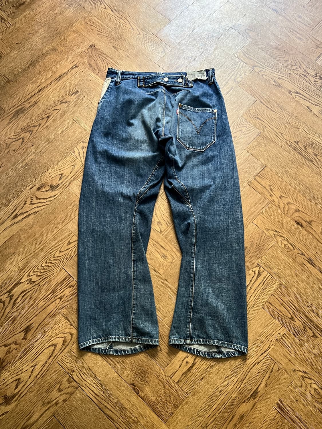 [34]00's 리바이스 엔지니어드진 스컬패치 신치백 데님 팬츠 상품이미지2