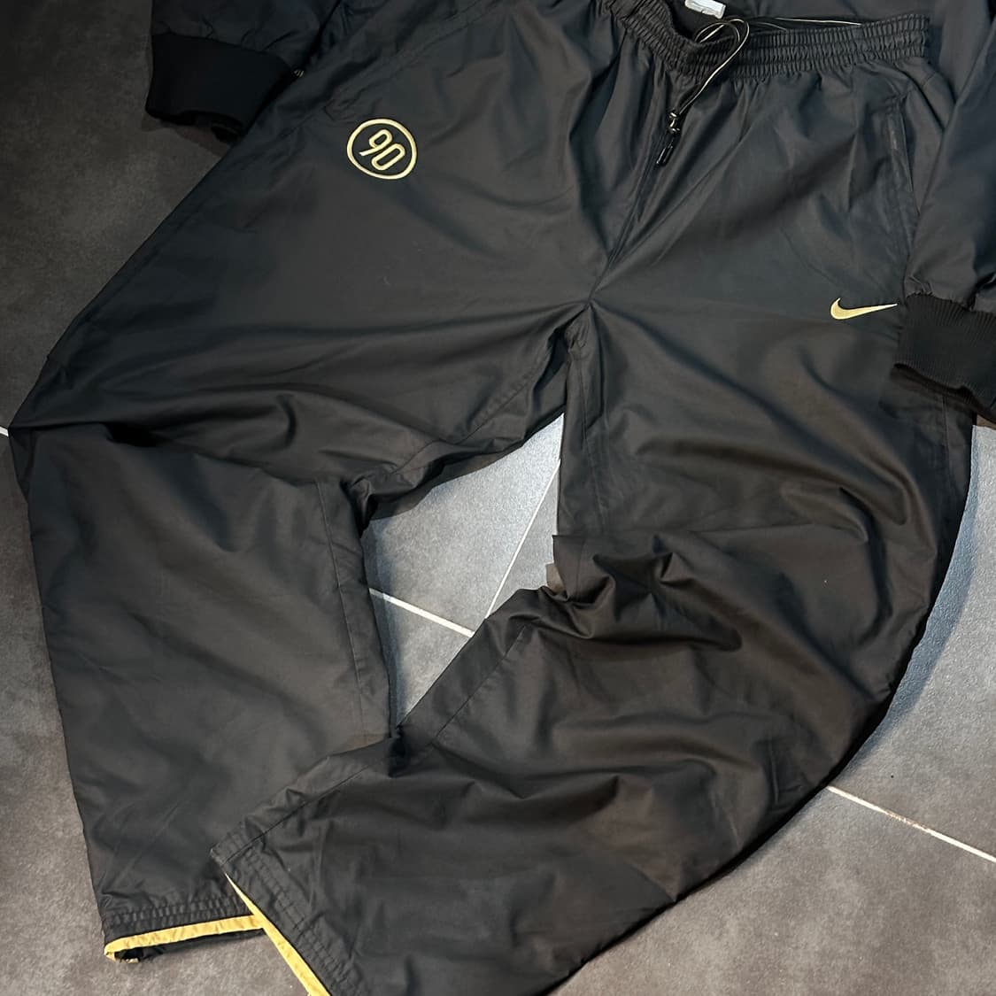 나이키 토탈90 차콜골드 세트 L 상품이미지3